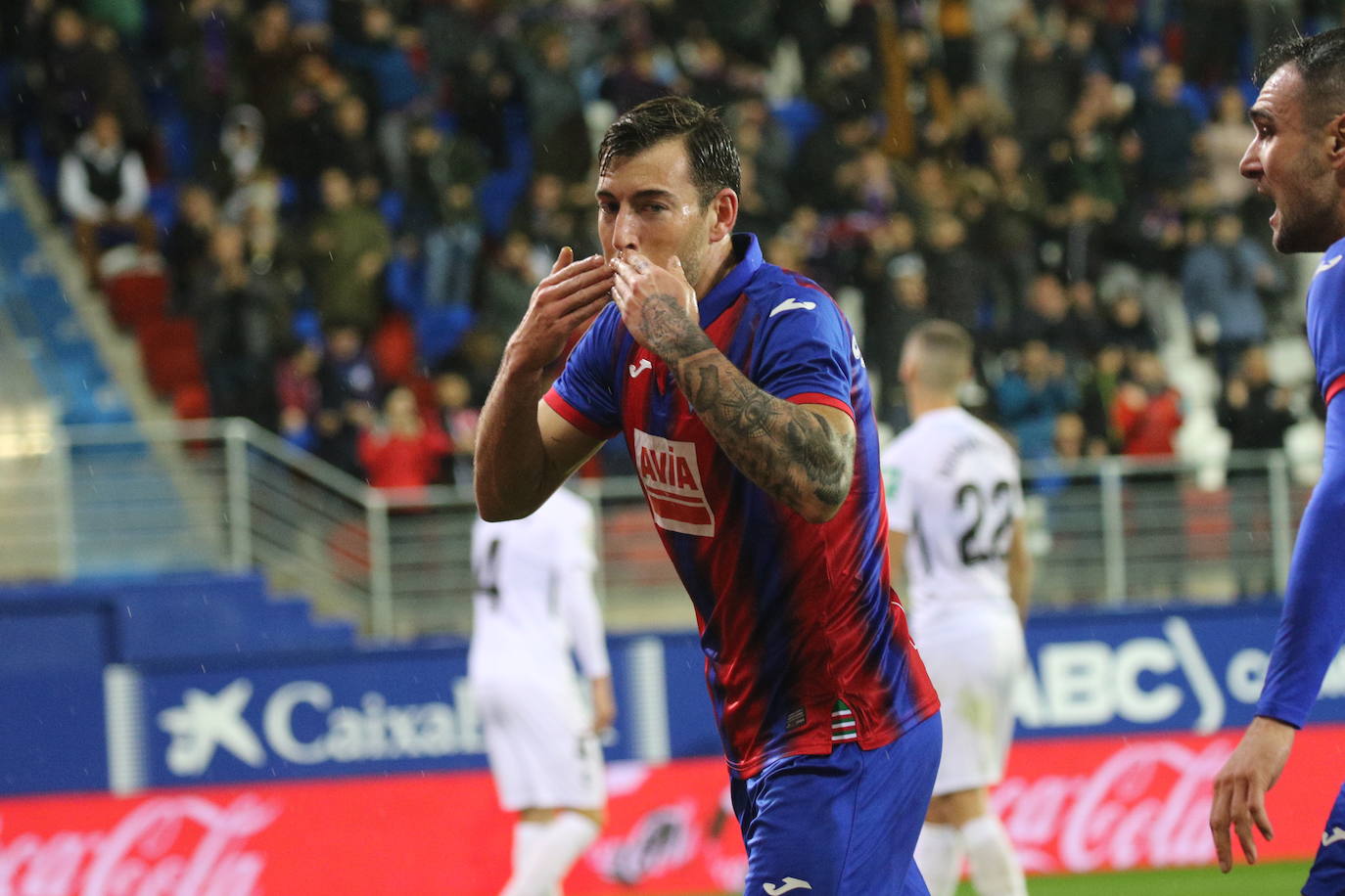 El Eibar se ha reecontrado con la victoria en Ipurua y ha vencido 3-0 al Granada.