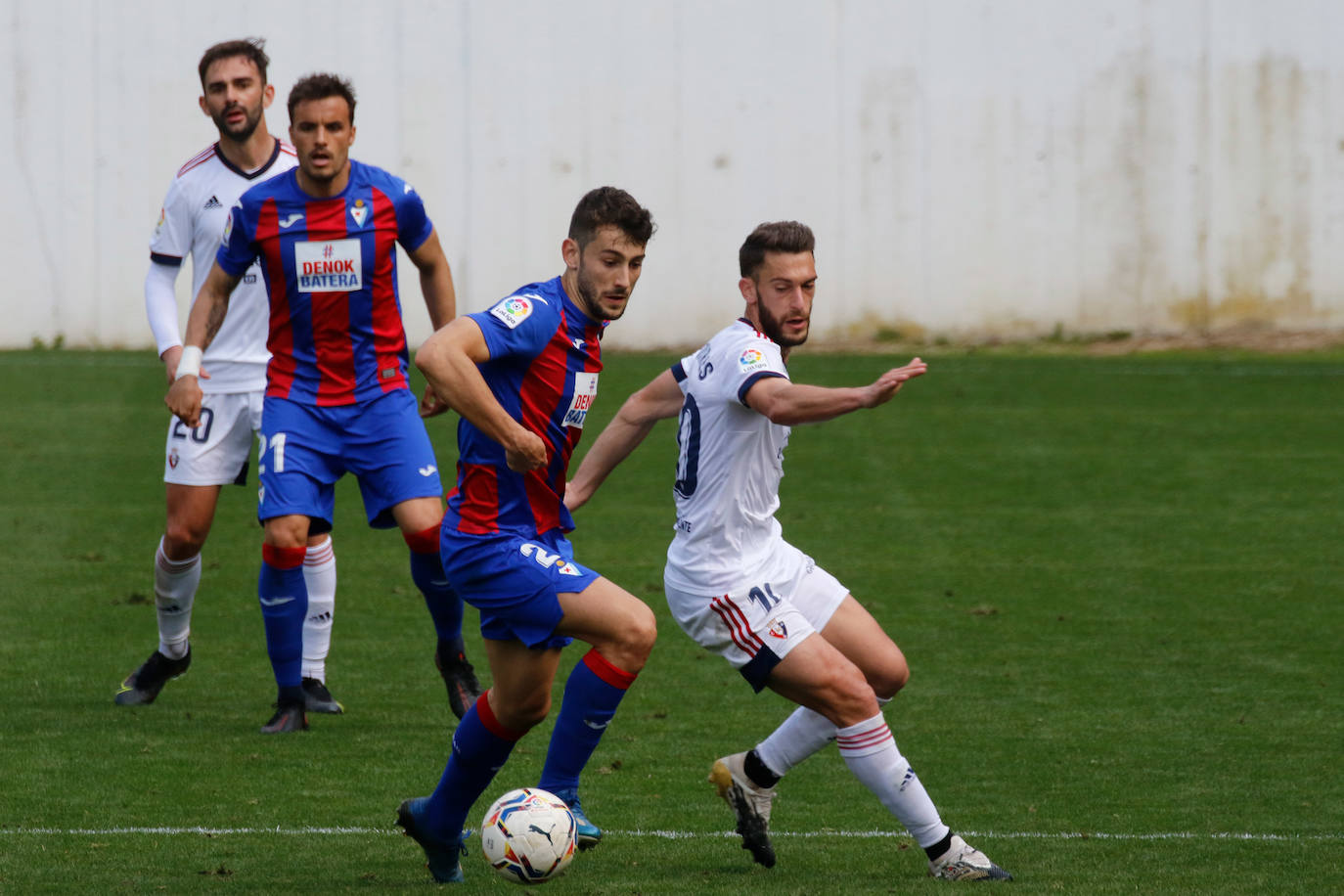 Fotos: El Eibar empata a cero en su amistoso contra Osasuna