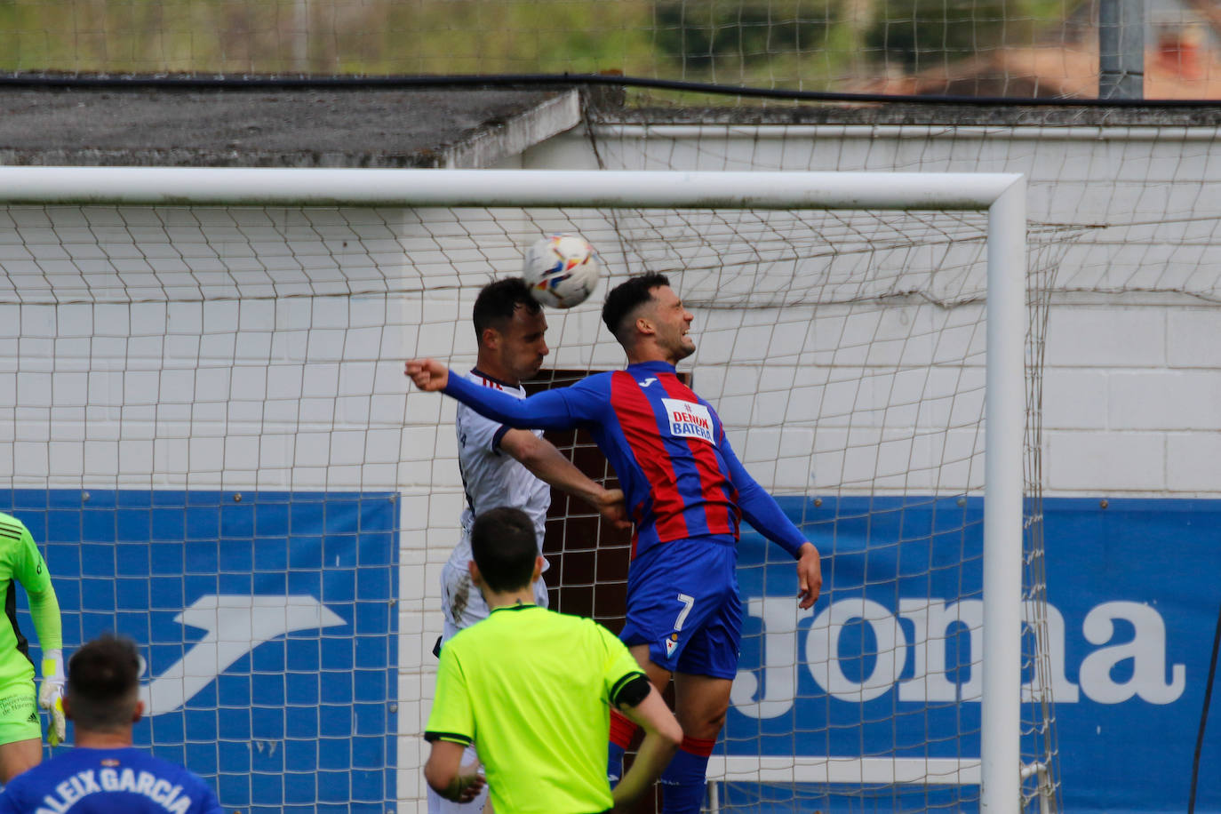 Fotos: El Eibar empata a cero en su amistoso contra Osasuna