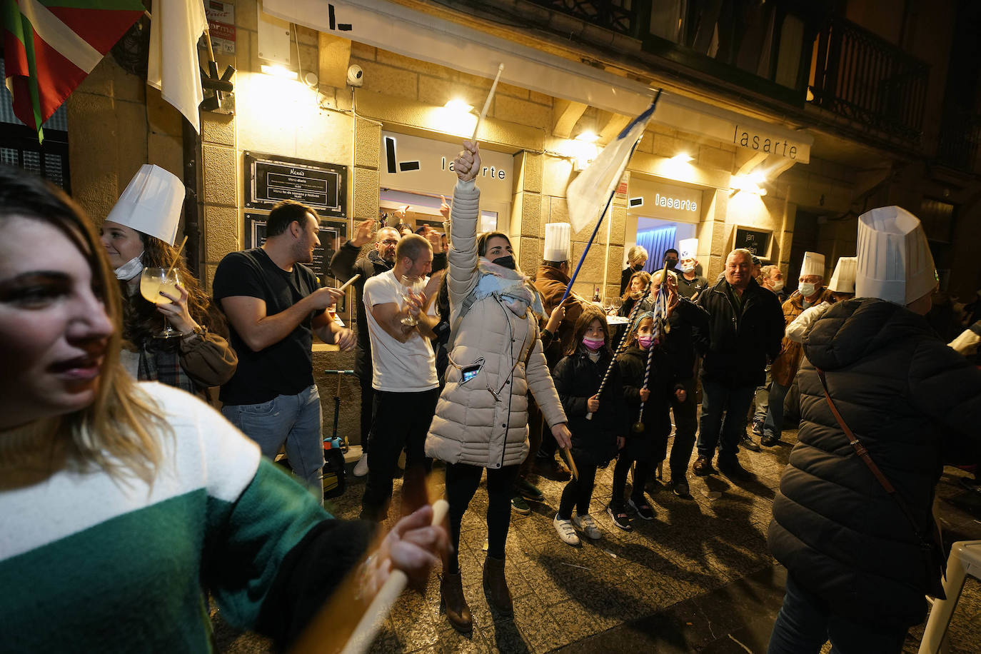 Fotos: La fiesta de San Sebastián se abre paso entre restricciones