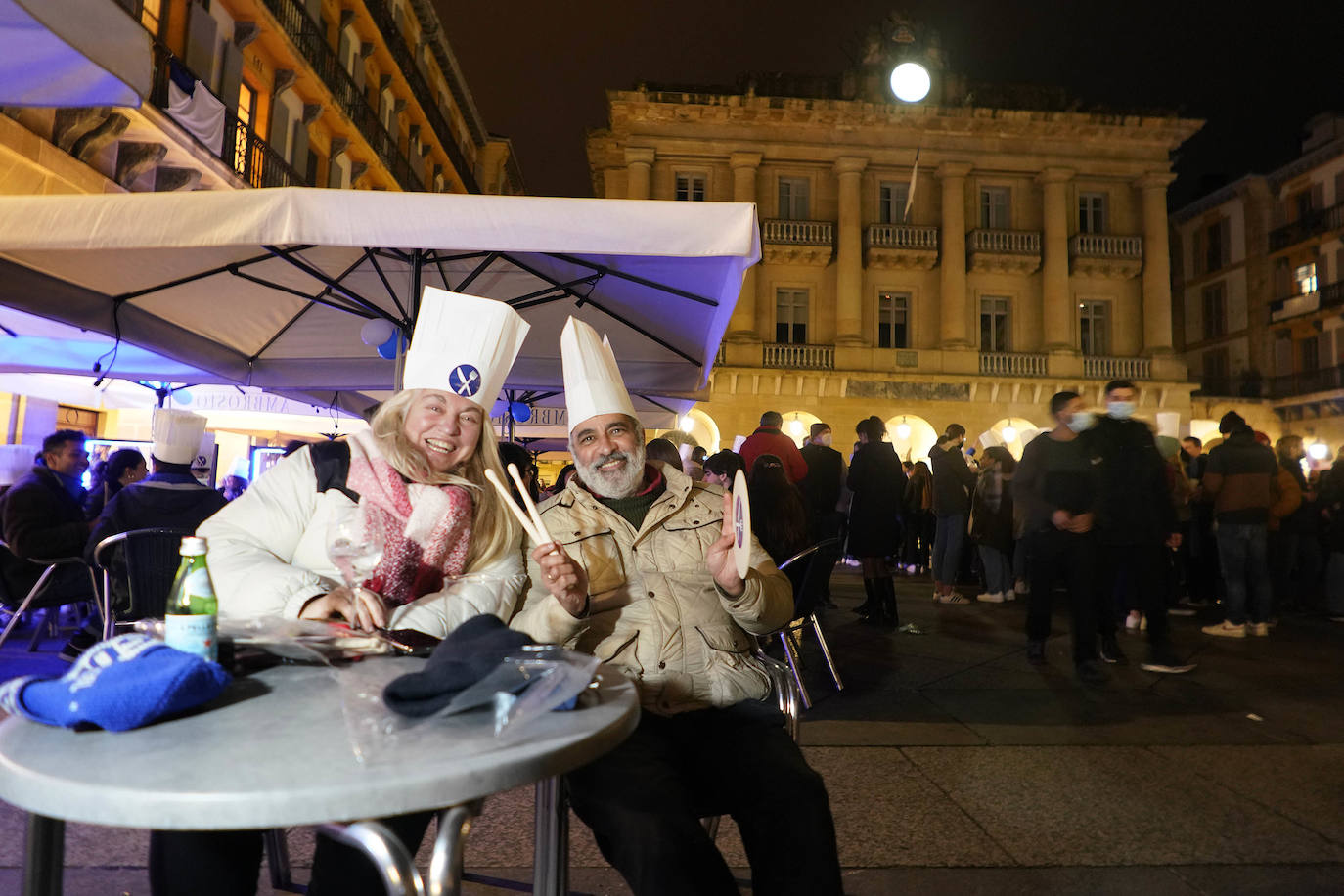 Fotos: La fiesta de San Sebastián se abre paso entre restricciones
