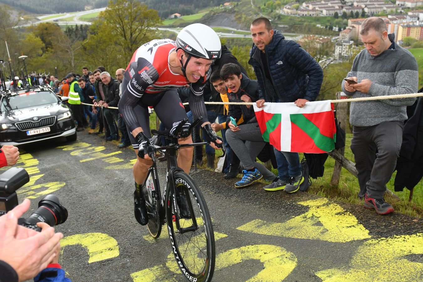 El alemán Maximilian Schachmann (Bora) ha ganado la contrarreloj de Zumarraga y se convierte en el primer líder de la Vuelta al País Vasco 2019.