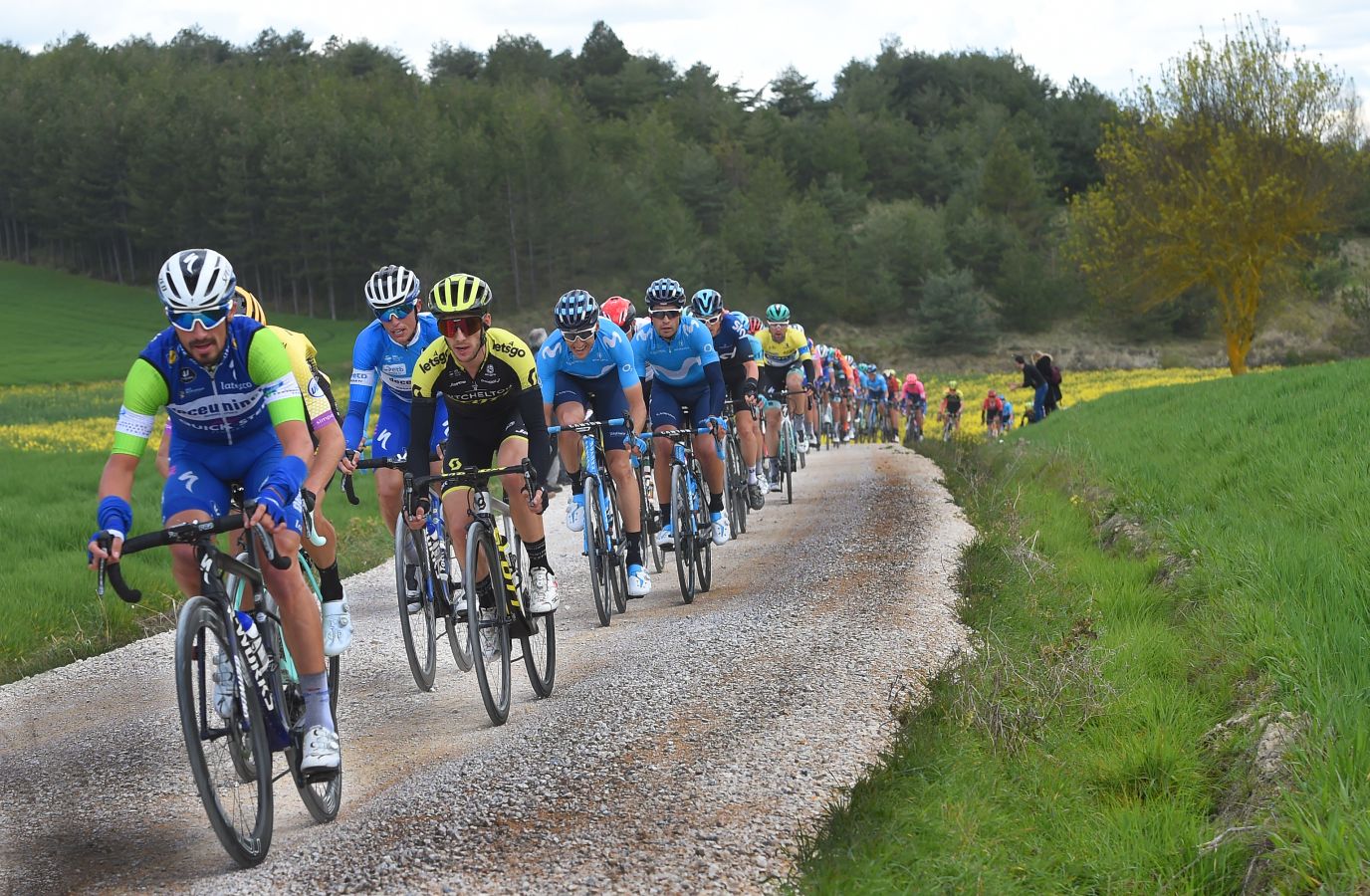 El francés del Quick-Step Julian Alaphilippe ha sido el vencedor de la segunda etapa de la Vuelta al País Vasco que ha transcurrido entre Zumarraga y Gorraitz.