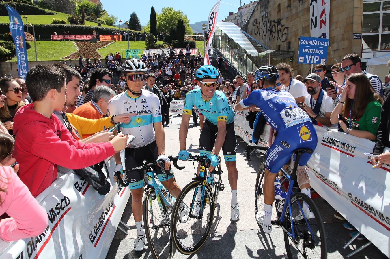 La última etapa de Vuelta al País Vasco, con salida y llegada en Eibar, consta de 118,2 kilómetros y los ciclistas deberán subri seis puetos de montaña.