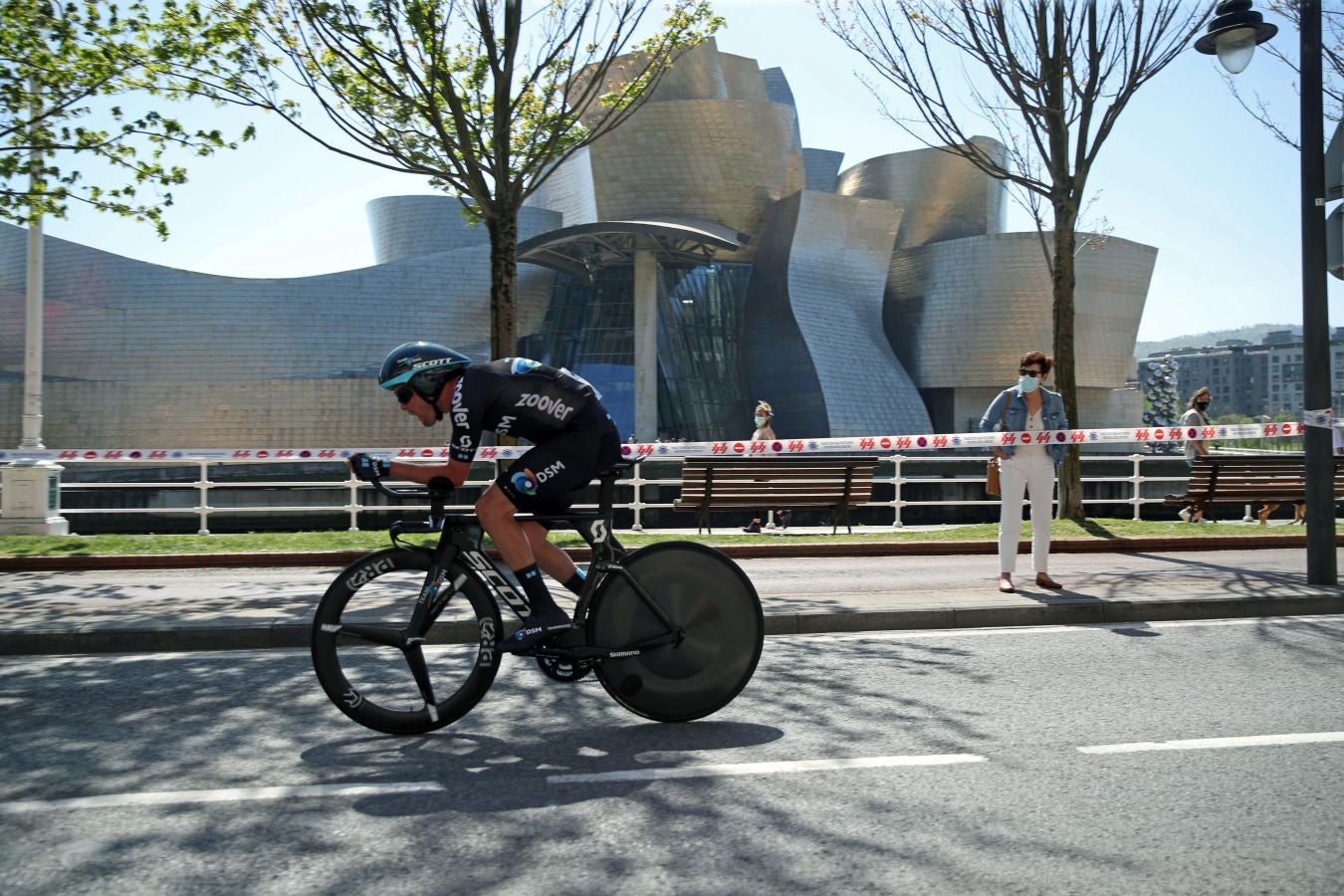 La Itzulia 2021 ha comenzado este lunes con una crono en Bilbao