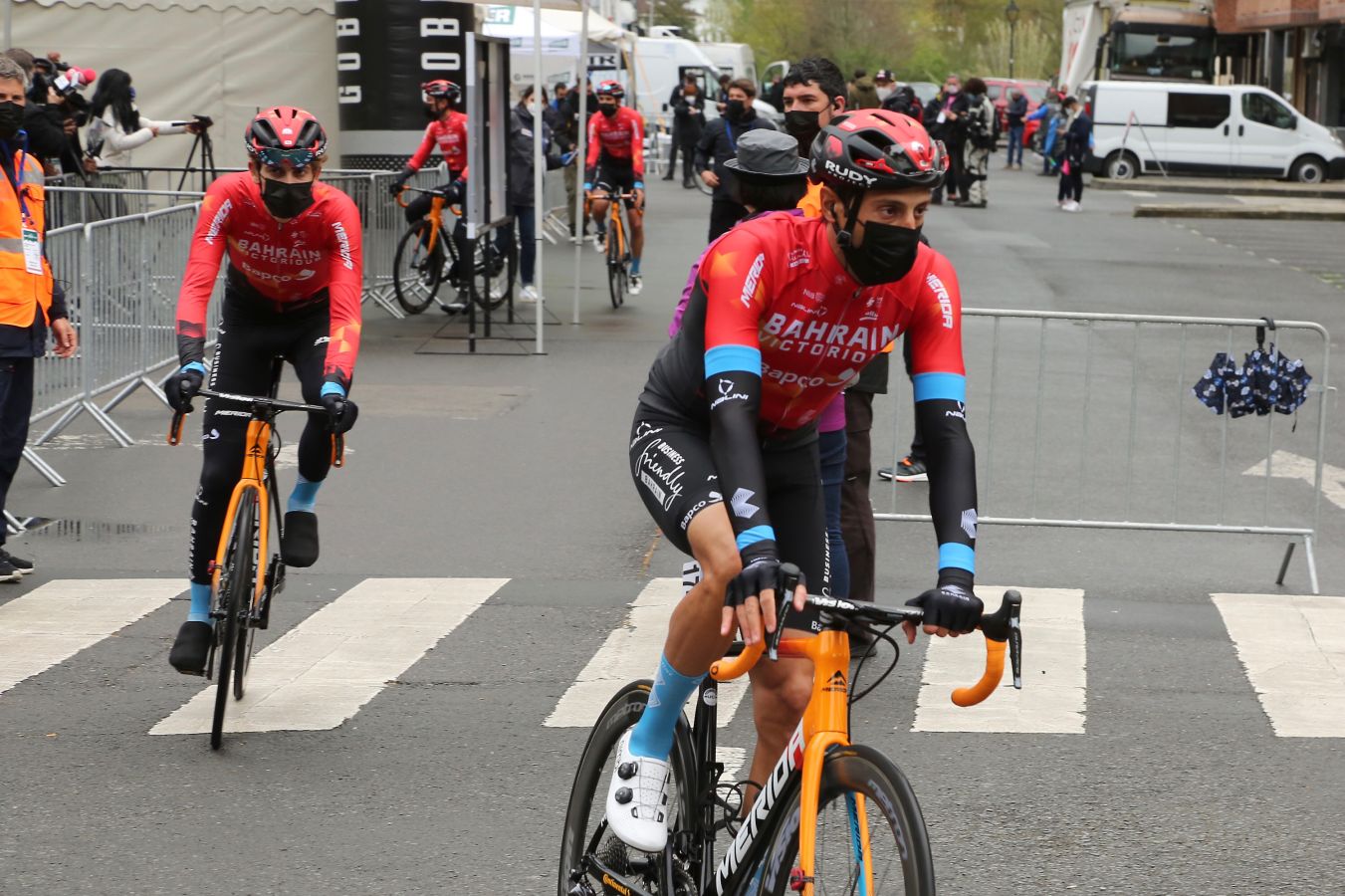 El ciclista ezkiotarra Alex Aranburu se ha llevado la segunda etapa de la Itzulia