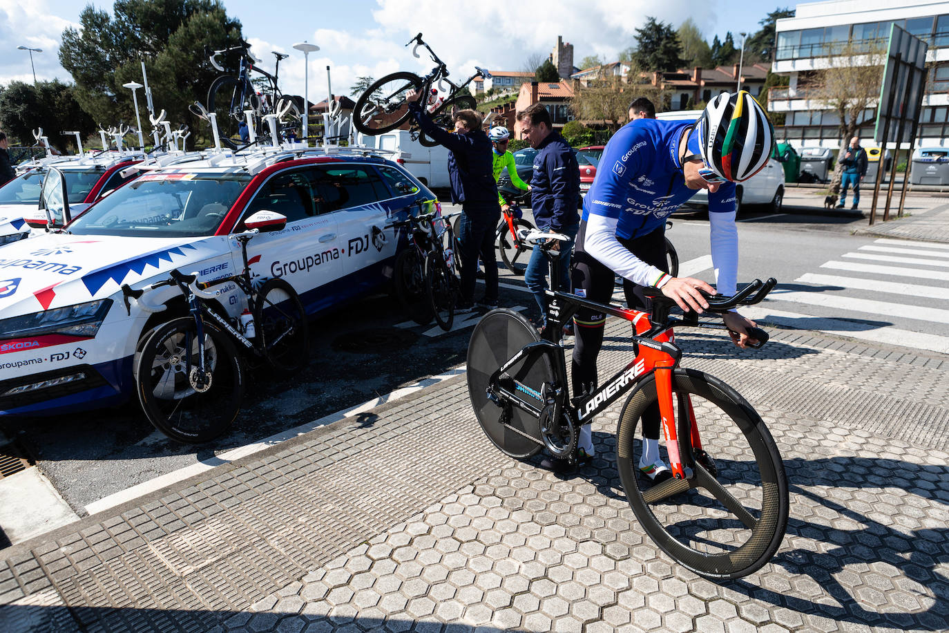 Fotos: Hondarribia se engancha al ciclismo