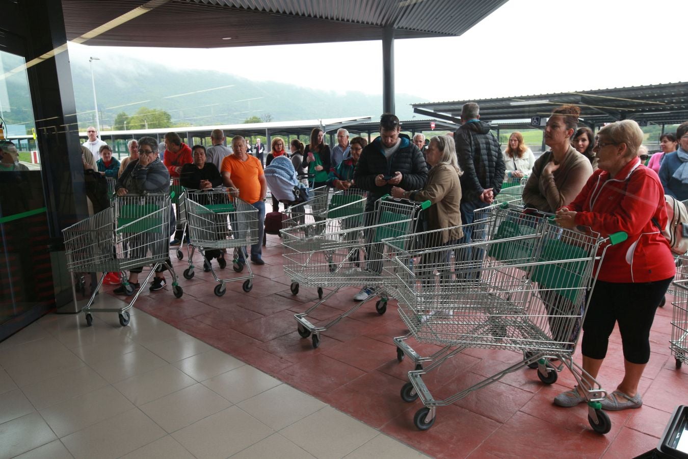 Apertura del Mercadona de Irun