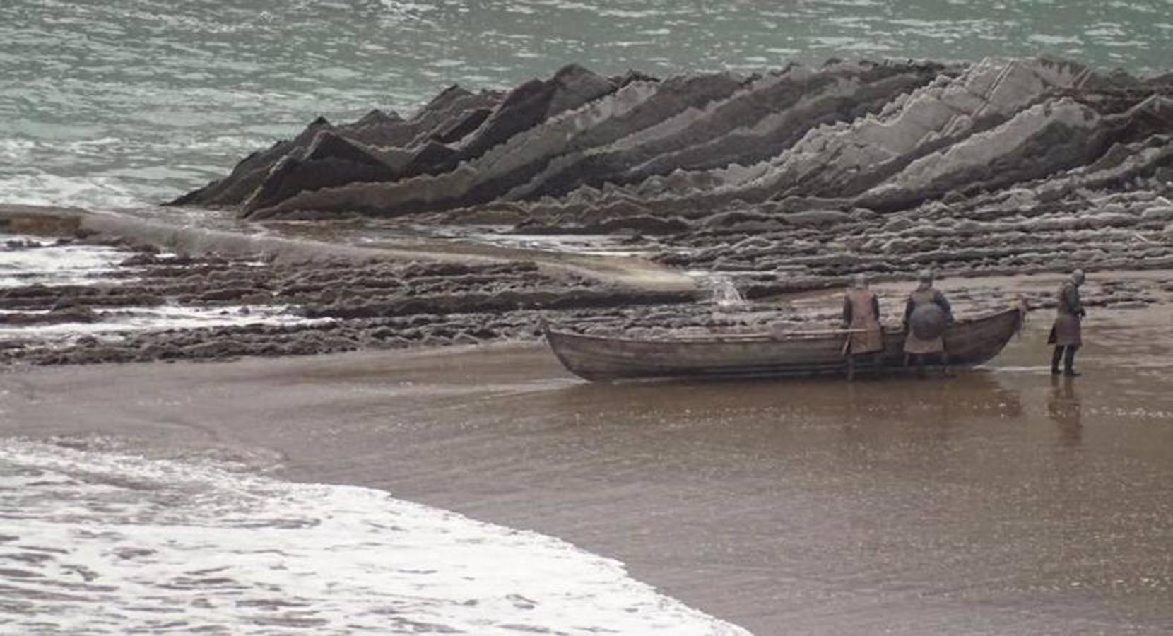 La costa de Zumaia se ha convertido gracias a Juego de Tronos en la playa de Rocadragón, hogar de los Targaryen