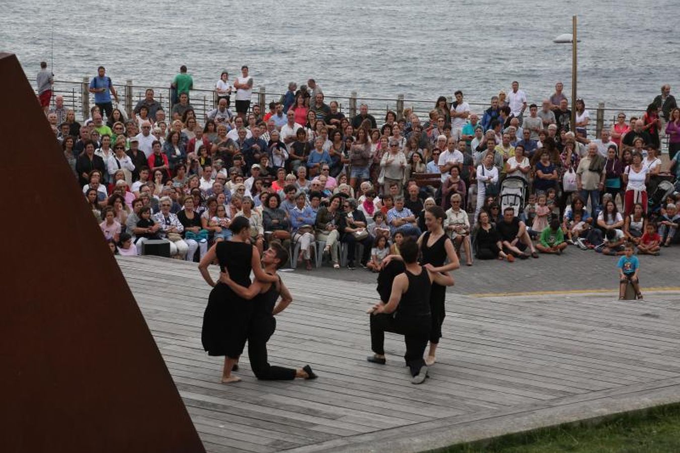 Calles, iglesias y hasta el atarpe de Cáritas han sido los protagonistas del primer día de Quincena Musical en San Sebastián