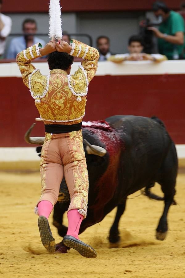 Unas 4.000 personas han acudido al coso de Illunbe.