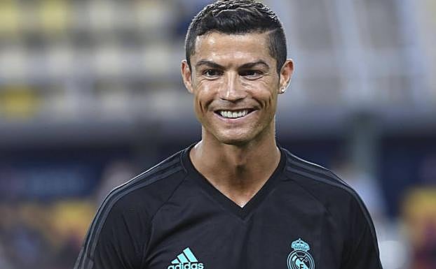 Cristiano Ronaldo, en un entrenamiento con el Madrid. 