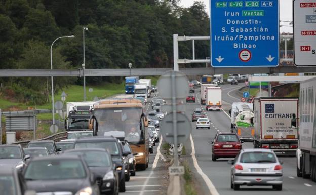 Retenciones en la AP-8 hacia Francia.