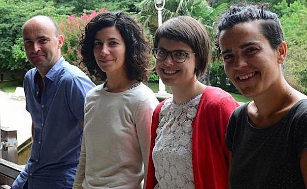 Karlos Aizpurua, Itziar Navarri, Ainhoa Aizpurua eta Maialen Lujanbio,