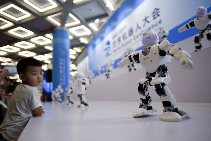 Empresas robóticas de todo el mundo se reúnen estos días en la World Robot Conference, en Pekín, para presentar sus últimos avances en inteligencia artificial.