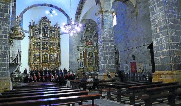 San Miguel. La parroquia de Ezkio en su interior. 