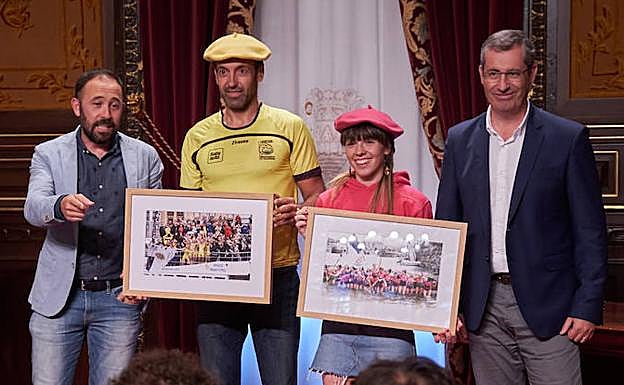 Itxaso, Salsamendi, Lestayo y Olano, durante el recibimiento