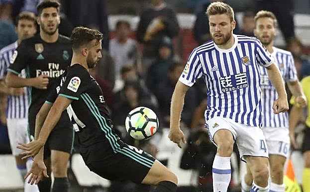 Asier Illarramendi durante un lance del juego. 