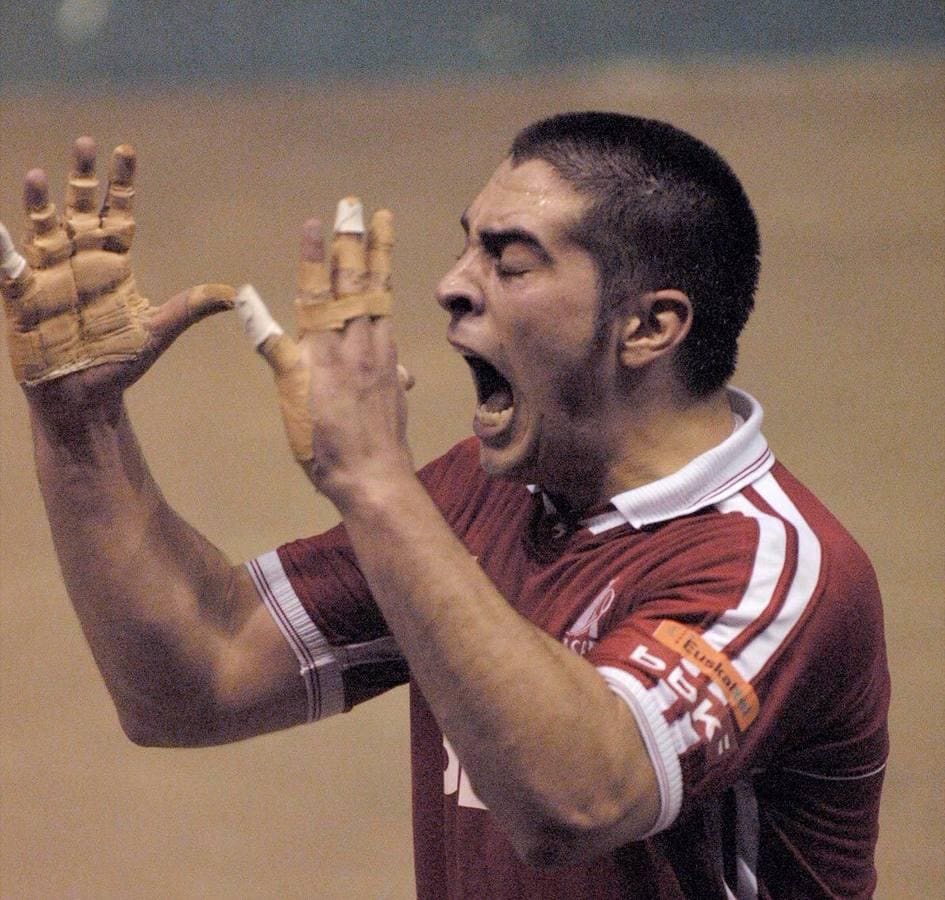 Mikel Goñi, sus mejores imágenes en el mundo de la pelota