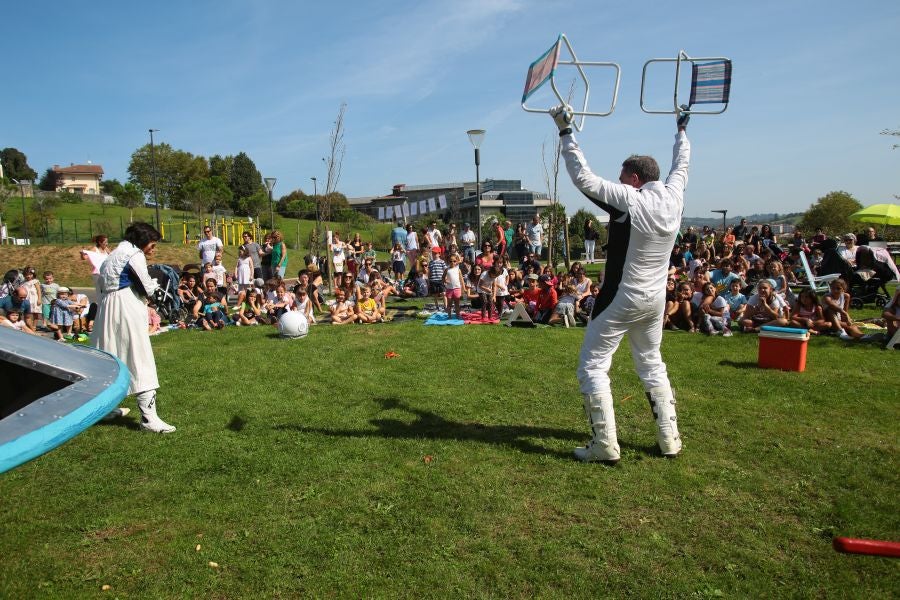 Muchos irundarras disfrutaron de la sesión de Girabira en Gain Gainean, suspendida la pasada semana por mal tiempo