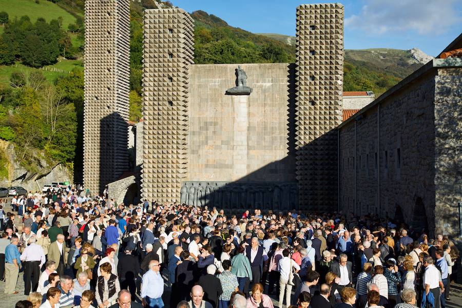 El Santuario de Arantzazu ha acogido este martes por la tarde el último adiós al fraile franciscano Iñaki Beristain, fallecido el lunes a consecuencia de un cáncer.