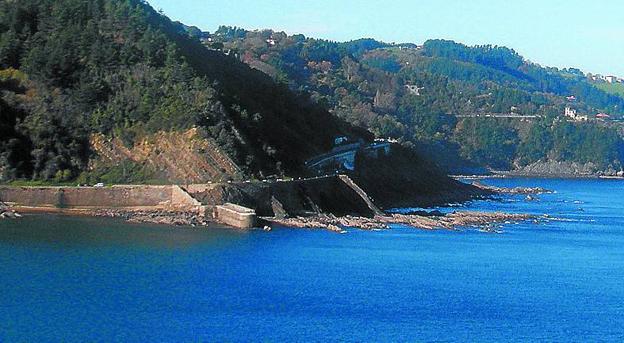 Se mejorará la carretera de la costa. 