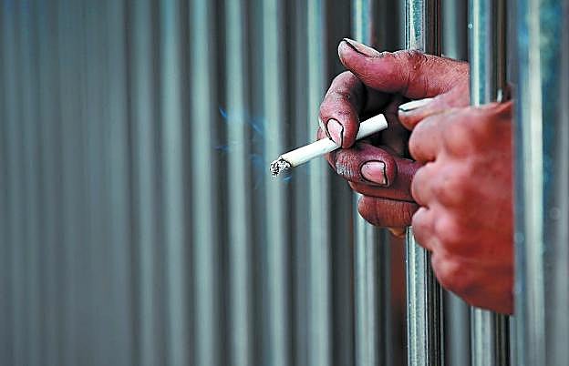 Las toxicomanías y los trastornos mentales desplazan al VIH y la heroína en Martutene