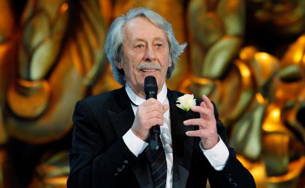 Jean Rochefort recogiendo el César honorífico en 1999.