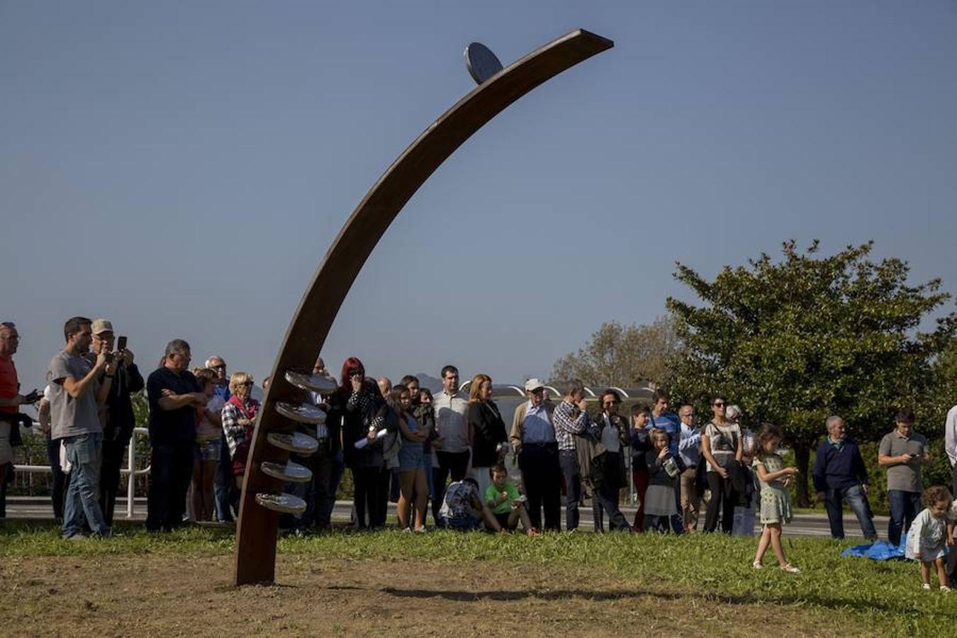 Se ha colocado en el parque de Aiete de San Sebastián para homenajear la figura del aietearra más universal 