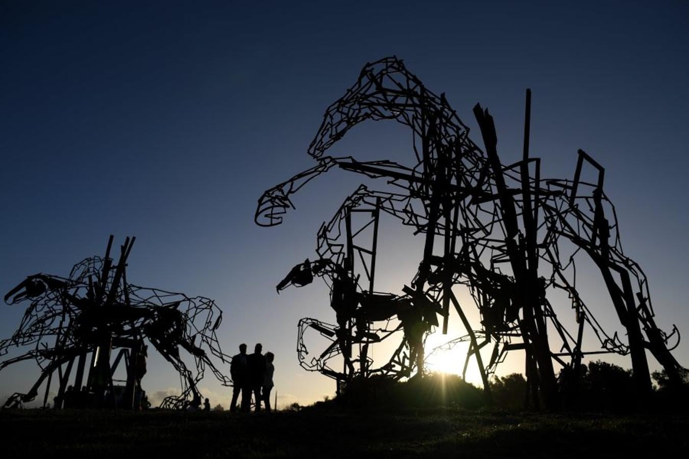 Artistas de todo el mundo exponen sus obras en 'Sculpture by de Sea', la mayor muestra de esculturas al aire libre a nivel mundial