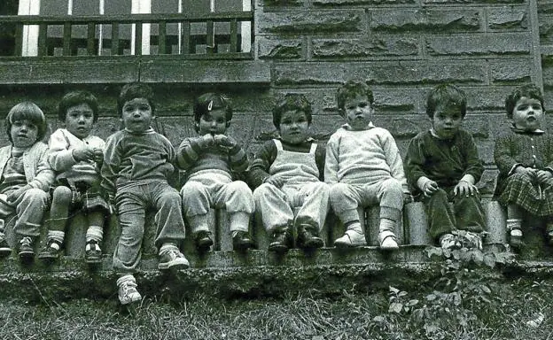 La clase de 4º curso de Educación Infantil de la desaparecida escuela Urdintxo. 