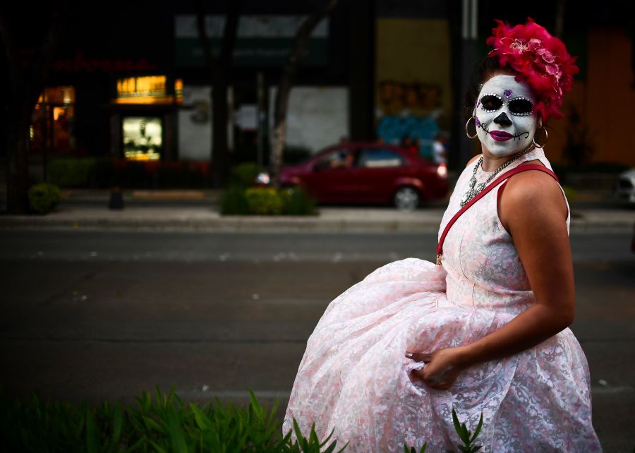 La Catrina, originalmente llamada 'La Calavera Garbancera',​ es una figura creada por José Guadalupe Posada y bautizada por el muralista Diego Rivera que ha pasado ya a ser parte de la cultura viva mexicana, de sus usos y costumbres