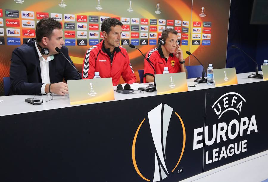 Los jugadores del Vardar se han entrenado este miércoles por la tarde en Anoeta para preparar el encuentro de este jueves contra la Real Sociedad dentro de la Europa League.