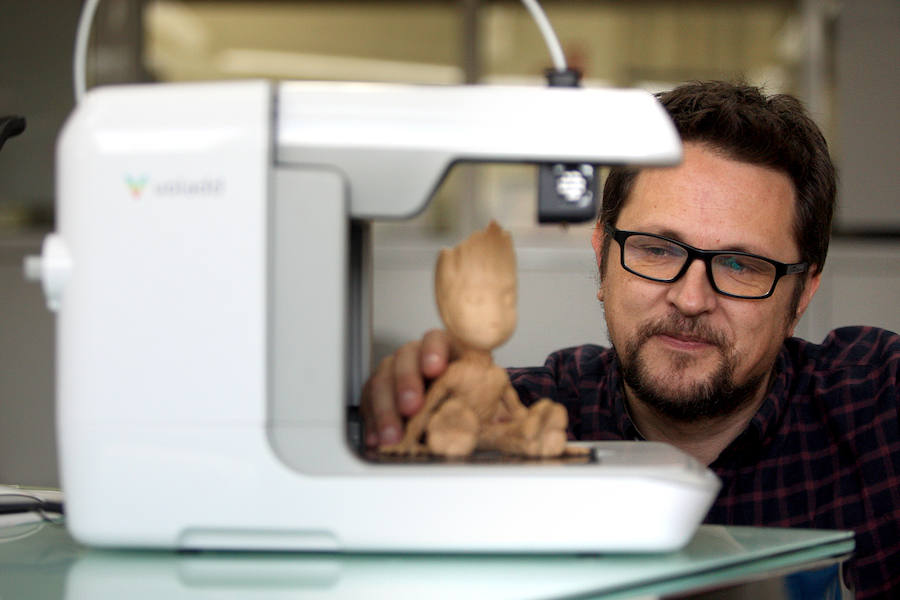 La empresa de Oiartzun fue la primera 'startup' vasca que apostó por la realización de sus propias impresoras 3D, bautizadas como 'voladoras