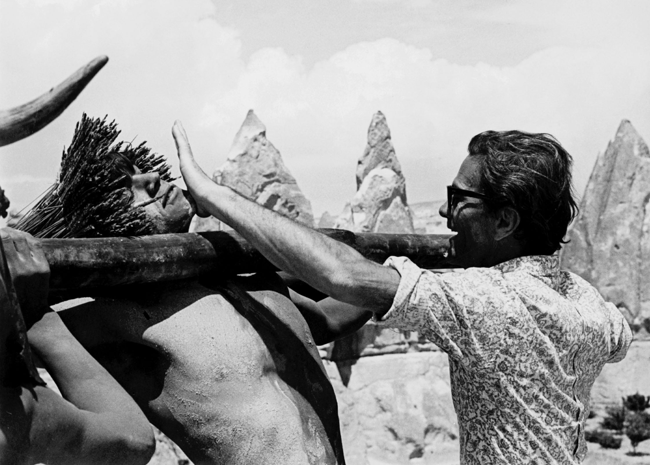 Pasolini, durante el rodaje de 'El evangelio según San Mateo'.