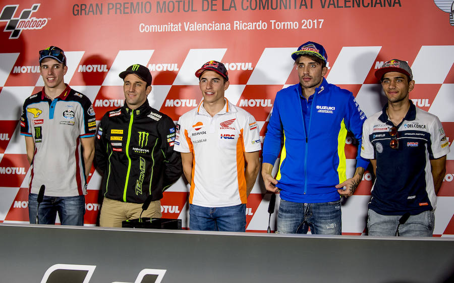 Los pilotos Álex Márquez, Johann Zarco, Marc Márquez, Andrea Iannone y Jorge Martín.