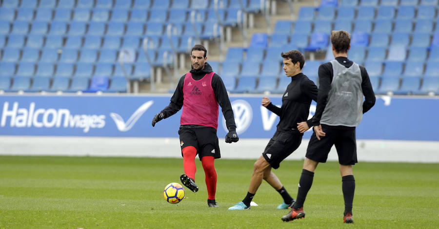 Tras dos días y medio de descanso, la Real Sociedad ha retomado en Zubieta los entrenamientos con una liviana sesión de apenas una hora de duración en la que han faltado los siete jugadores realistas concentrados con sus respectivas selecciones. Por el contrario, también se han ejercitado con el primer equipo los jugadores del Sanse Gorosabel y Gorostidi.