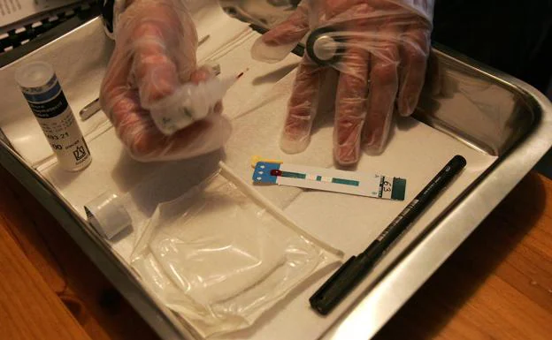 Los test de detección rápida de VIH han identificado en Euskadi 222 casos en 8 años