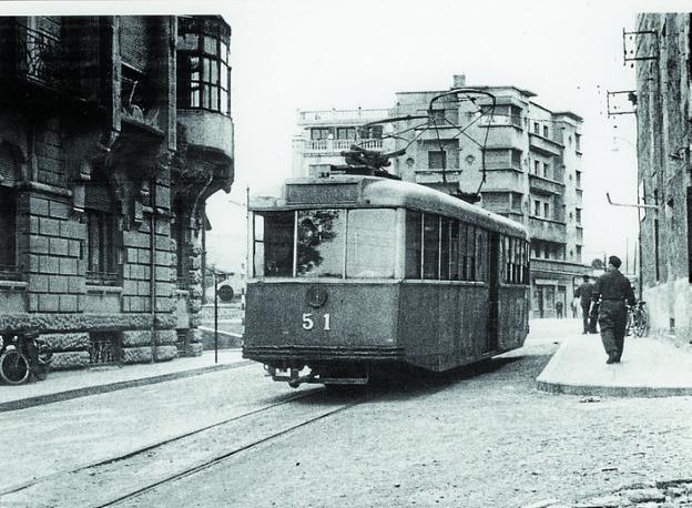 Imagen del tranvía en Hernani el año 1958. 