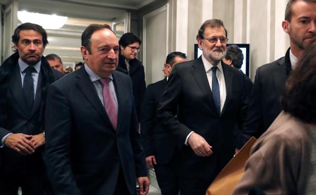 Pedro Sanz y Mariano Rajoy en una imagen de archivo.