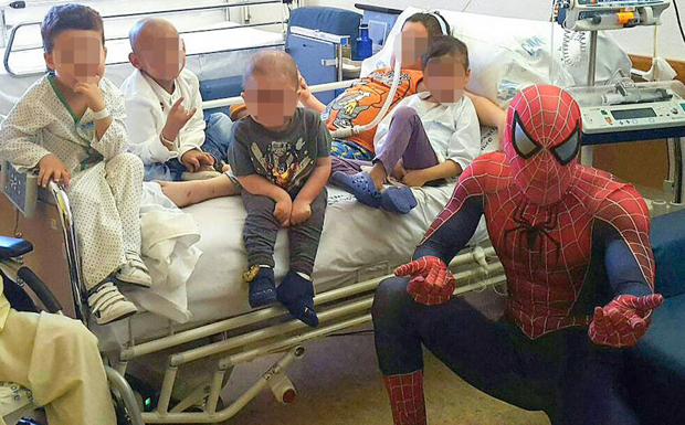 Spiderman contra el cáncer