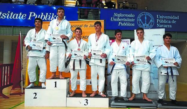 Amets Karrera logró ser tercero en el Estatal cadete de judo.