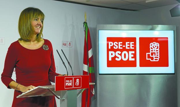 La secretaria general del PSE, Idoia Mendia, ayer en la sede central del partido en Bilbao. 