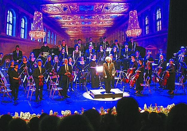 La Orquesta Luis Mariano, dirigida por José Antonio Irastorza, en el concierto del pasado año. 