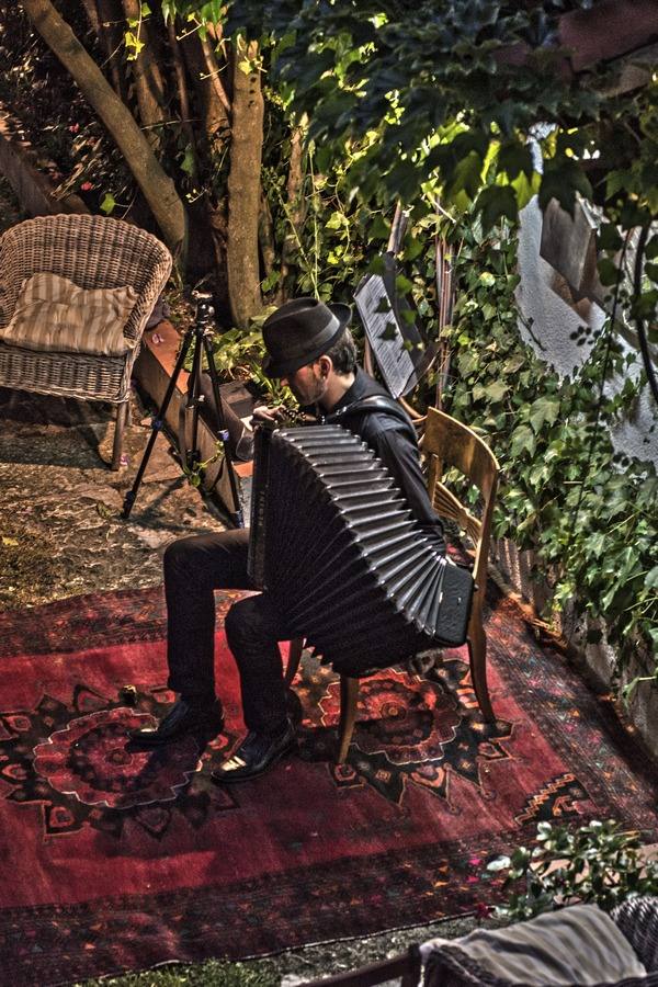 La música de este urretxuarra ha triunfado en un concurso de Polonia, seducido en China y aspira a conquistar América