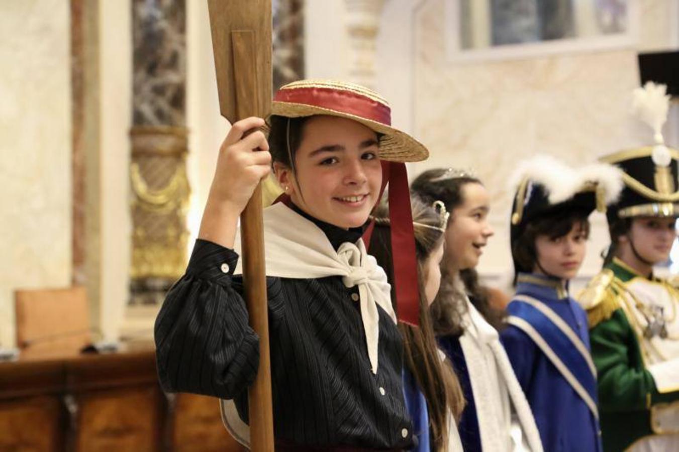 Este viernes se ha celebrado la preentación de la Tamborrada Infantil, con la figura de la 'Alcaldesa' como novedad. 