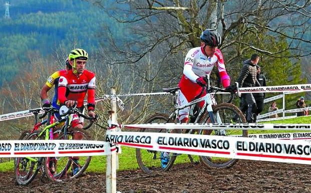 La prueba de relevos dio inicio ayer al campeonato. 