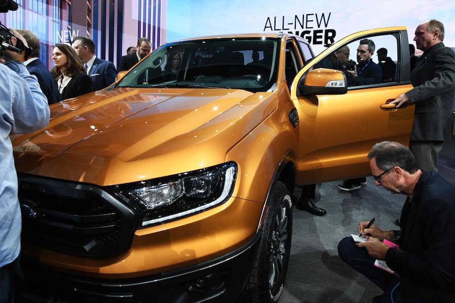 El Salón del Automóvil de Detroit 2018 ha abierto sus puertas con la mirada puesta en los modelos de gran tamaño, pero también en el comercio internacional y el impacto de los recortes impositivos. 