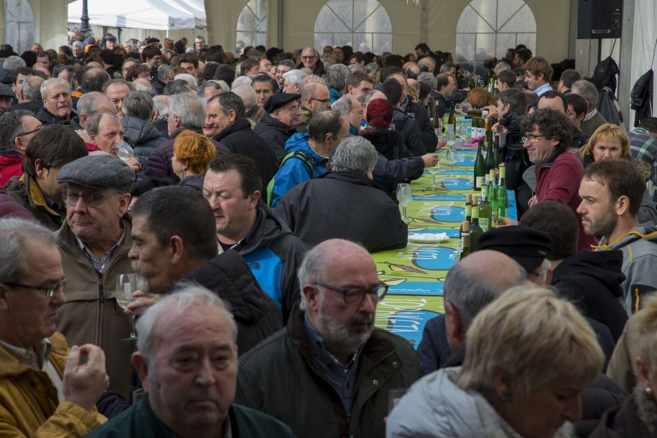 Getaria ha acogido la presentación y degustación de la nueva cosecha