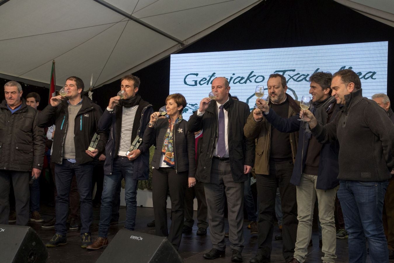 Getaria ha acogido la presentación y degustación de la nueva cosecha